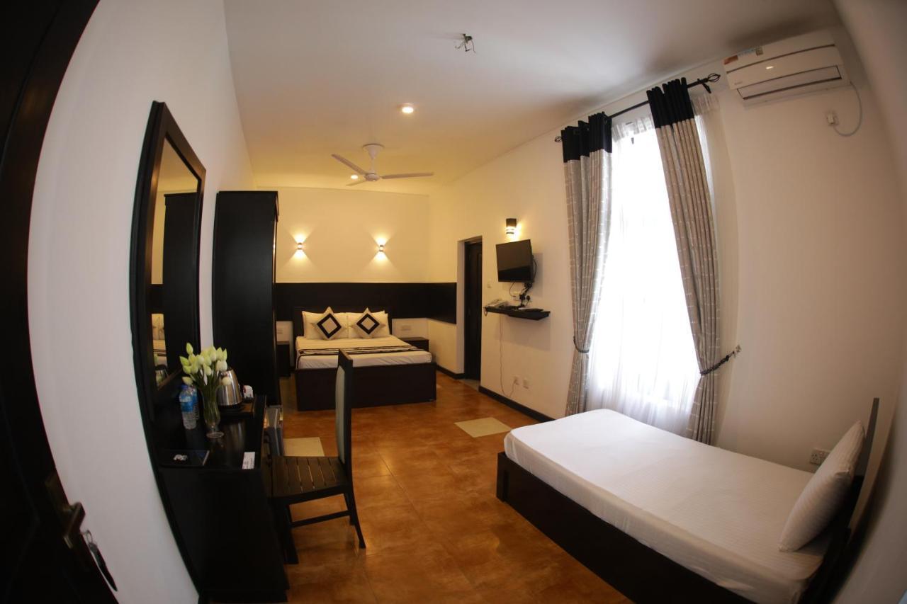 3R Resort Negombo Exterior foto